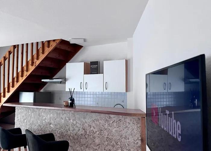 Oldtown Gallery Apartment